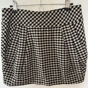 Club Monaco Herringbone short skirt